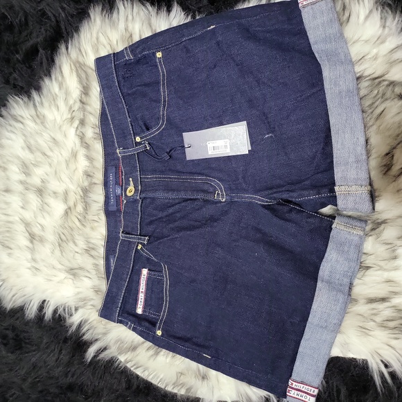 NWT WOMENS TOMMY HILFIGER DEMIN SHORTS SIZE 12 - Picture 1 of 8